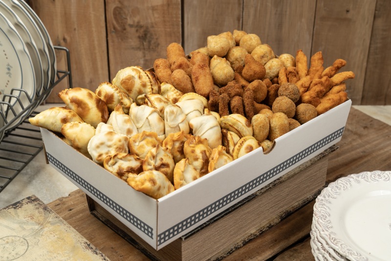 CAJA CHICA BOCADITOS SURTIDOS