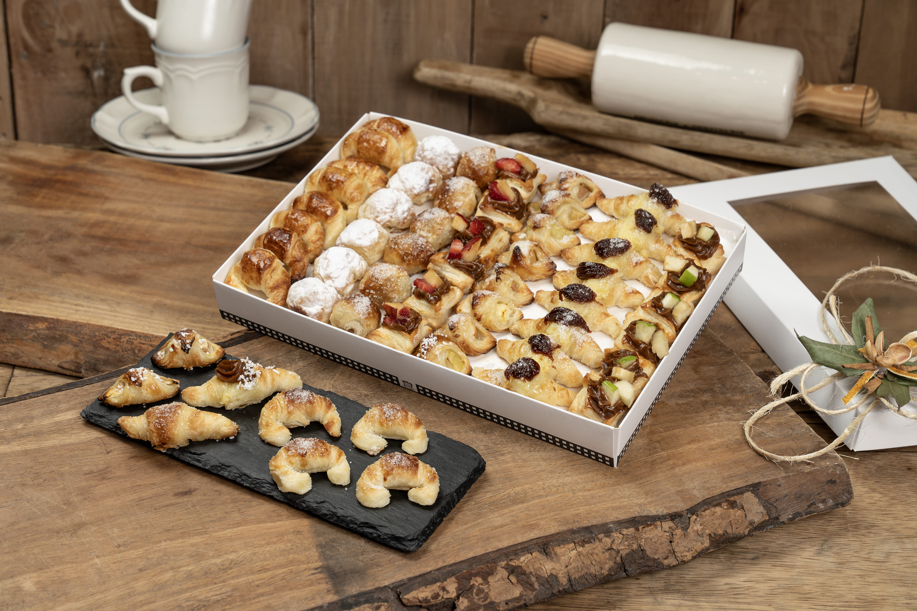 CAJA GRANDE MINI FACTURAS SURTIDAS